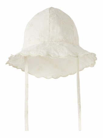 Hosa sunhat, coconut milk, Lil Atelier